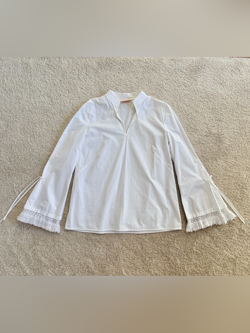 Tory Burch White 100% Cotton Blouse
Sophie Fringed Poplin Bell
Sleeves Size 4